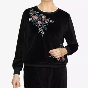 Alfred Dunner Black Embroidered sweater